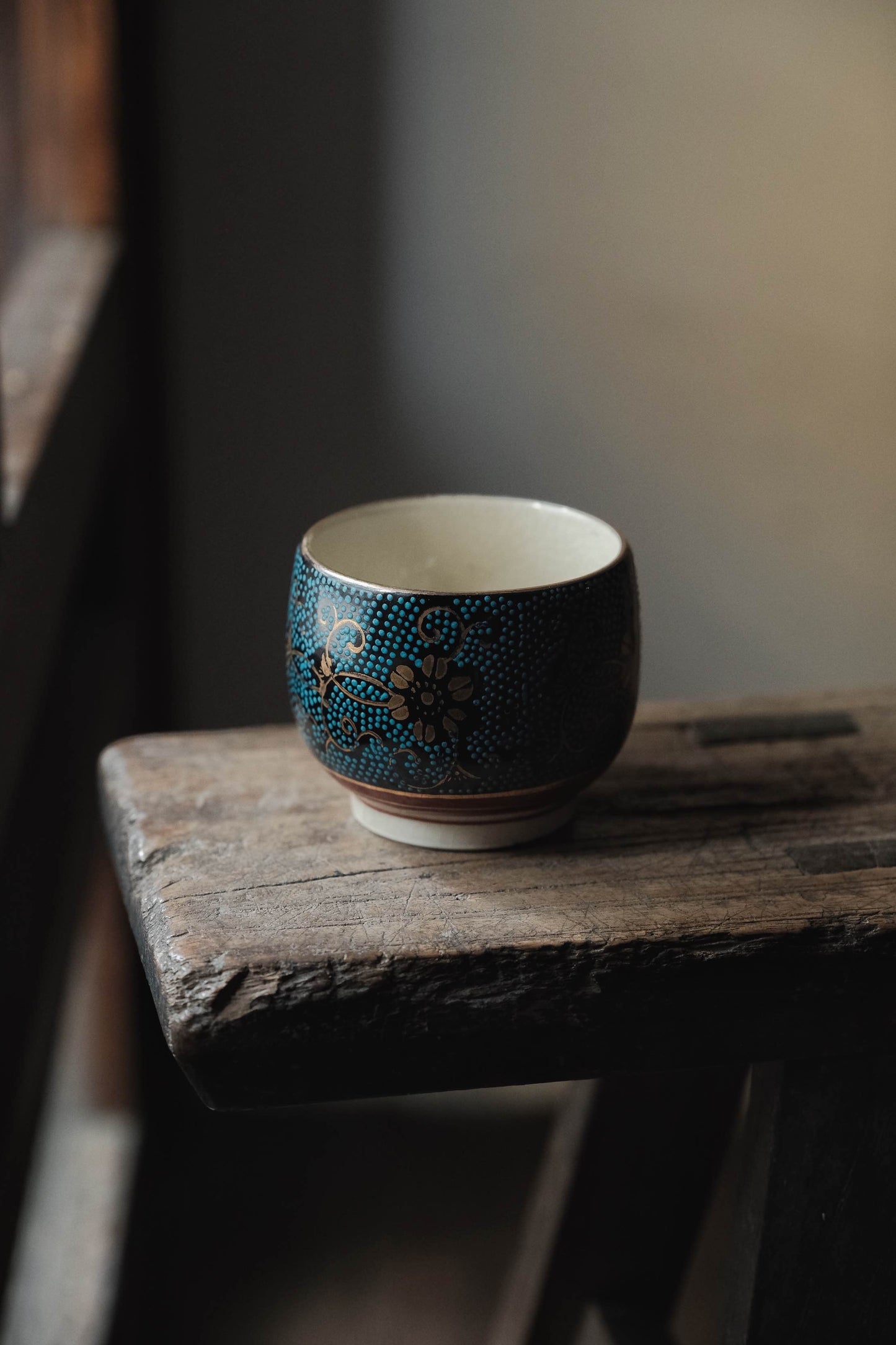 日本製• 九谷燒描金手點青金茶杯(190ml)