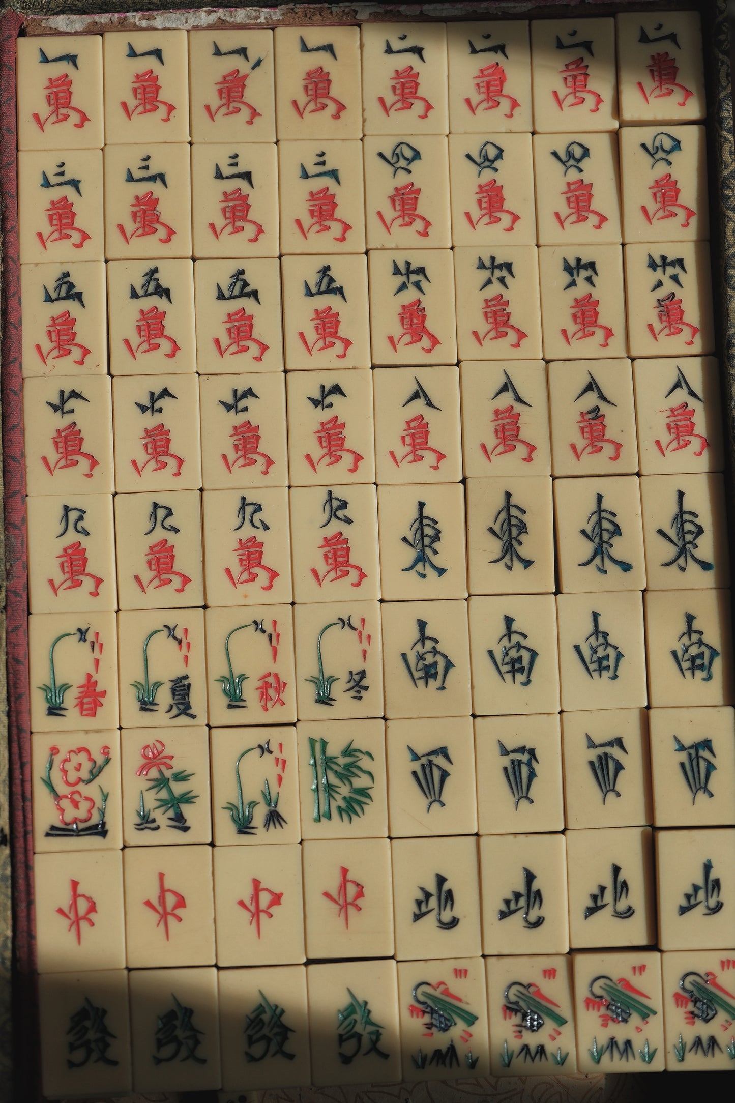 1970s Hand-Carved Calligraphic Resin Mahjong Set (Faux Ivory)