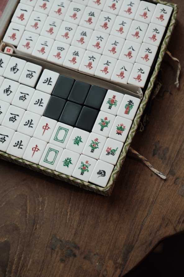 ($180自取)膠黑背小型麻雀連紙盒 貓牌