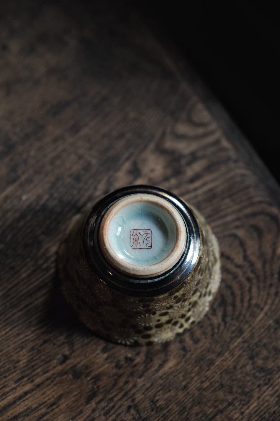 日本九谷燒手繪金調百花不落地茶杯(90ml)