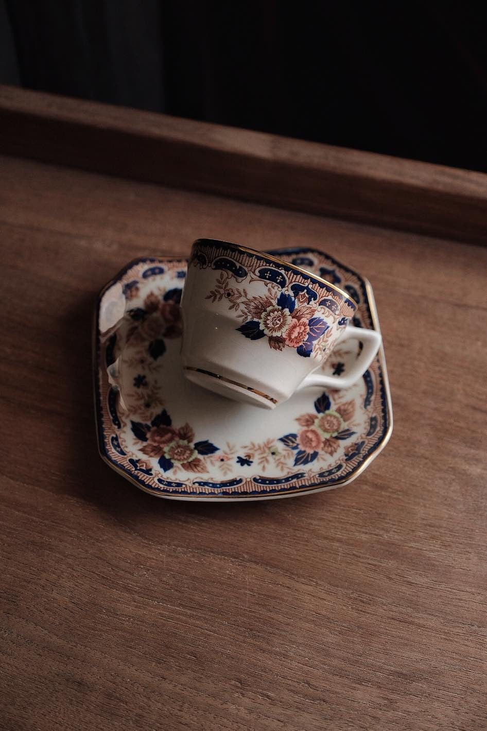 日本製NIKKO骨瓷彩繪描金畫片咖啡杯(170ml)