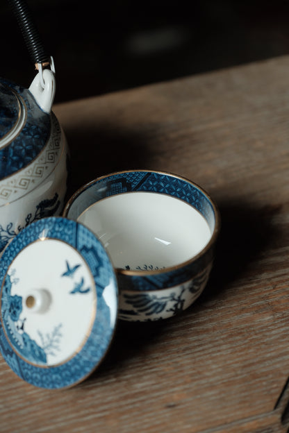 日本製NIKKO骨瓷青花柳樹付染描金茶壺連蓋杯