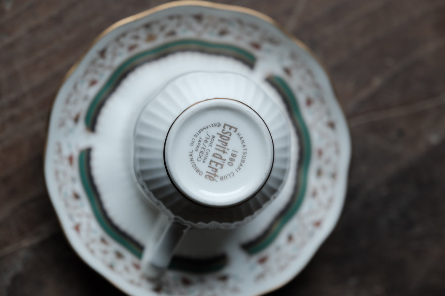 日本製Shiseido 資生堂繪碎花畫像骨瓷細杯連碟（120ml）