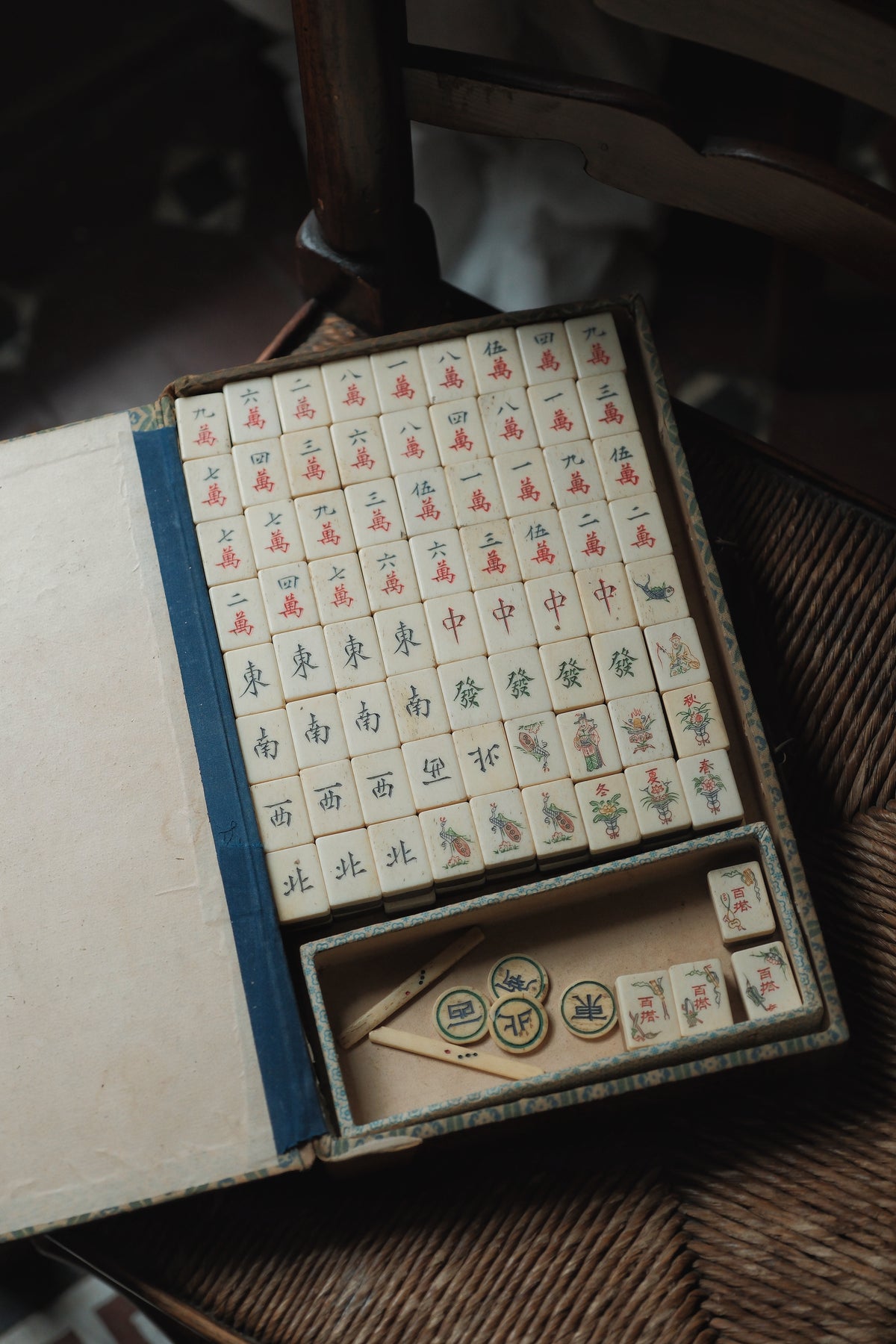 Vintage 1960s Hand-Carved Bone-and-Bamboo Mahjong Set