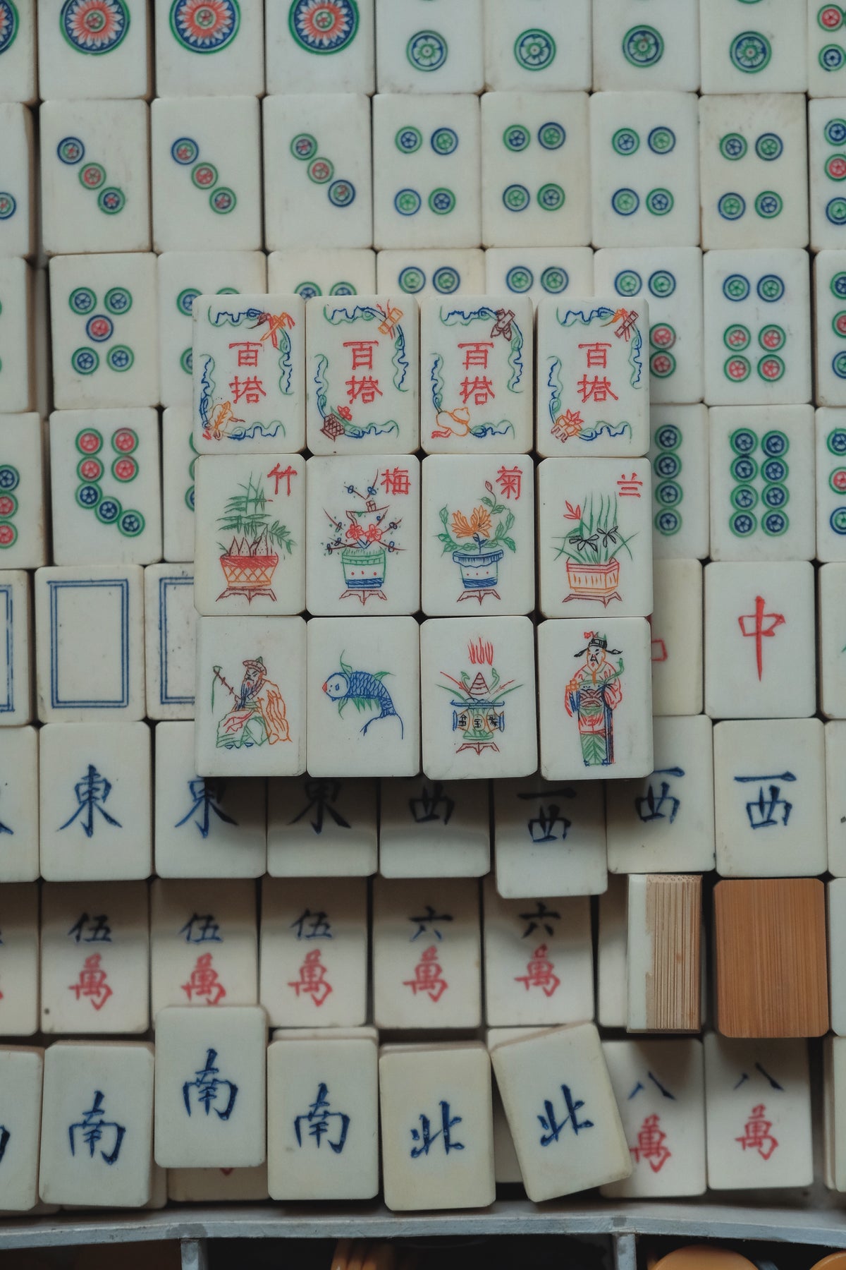 Vintage 1960s Hand-Carved Bamboo and Bone Mahjong Set