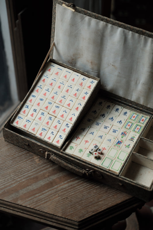 人手牛骨雕刻•竹骨榫接小型手雕刻麻雀連原裝盒