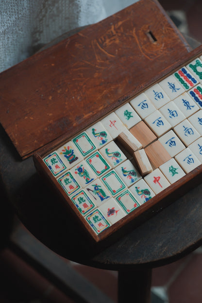Vintage 1970s Bamboo-Backed Hand-Carved Sichuan style figure tile mahjong set.