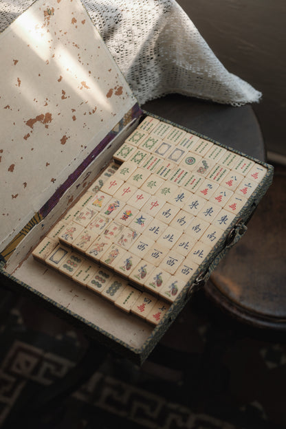 Vintage 1960s Hand-Carved Unique Iconography Flower Tiles Bone & Bamboo Mahjong