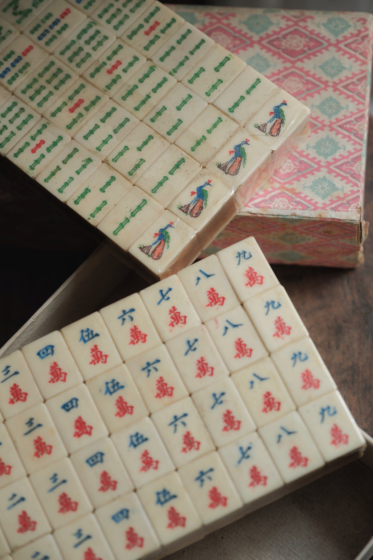 Vintage 1970s Bamboo-Backed Hand-Carved mahjong set.