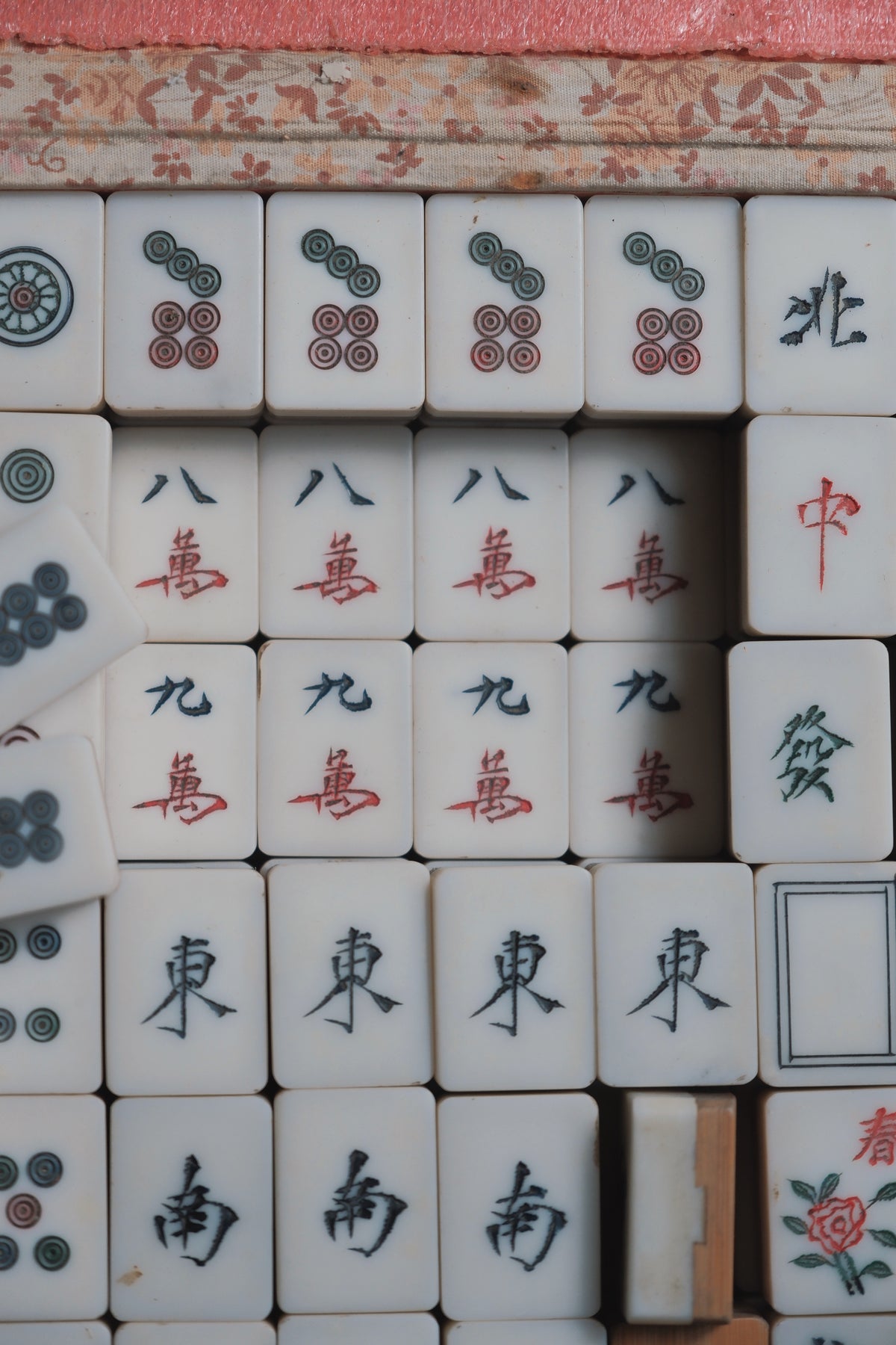 Vintage 1980s Hand-carved mahjong set, acrylic-inlaid bamboo-backed Cantonese style