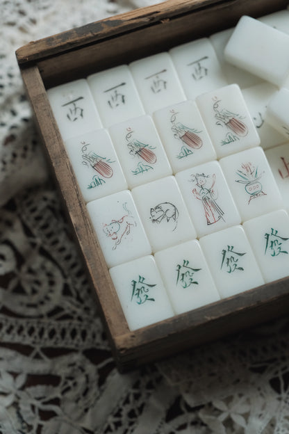 Hand-Carved Cat-Themed Mahjong Set(1970s)