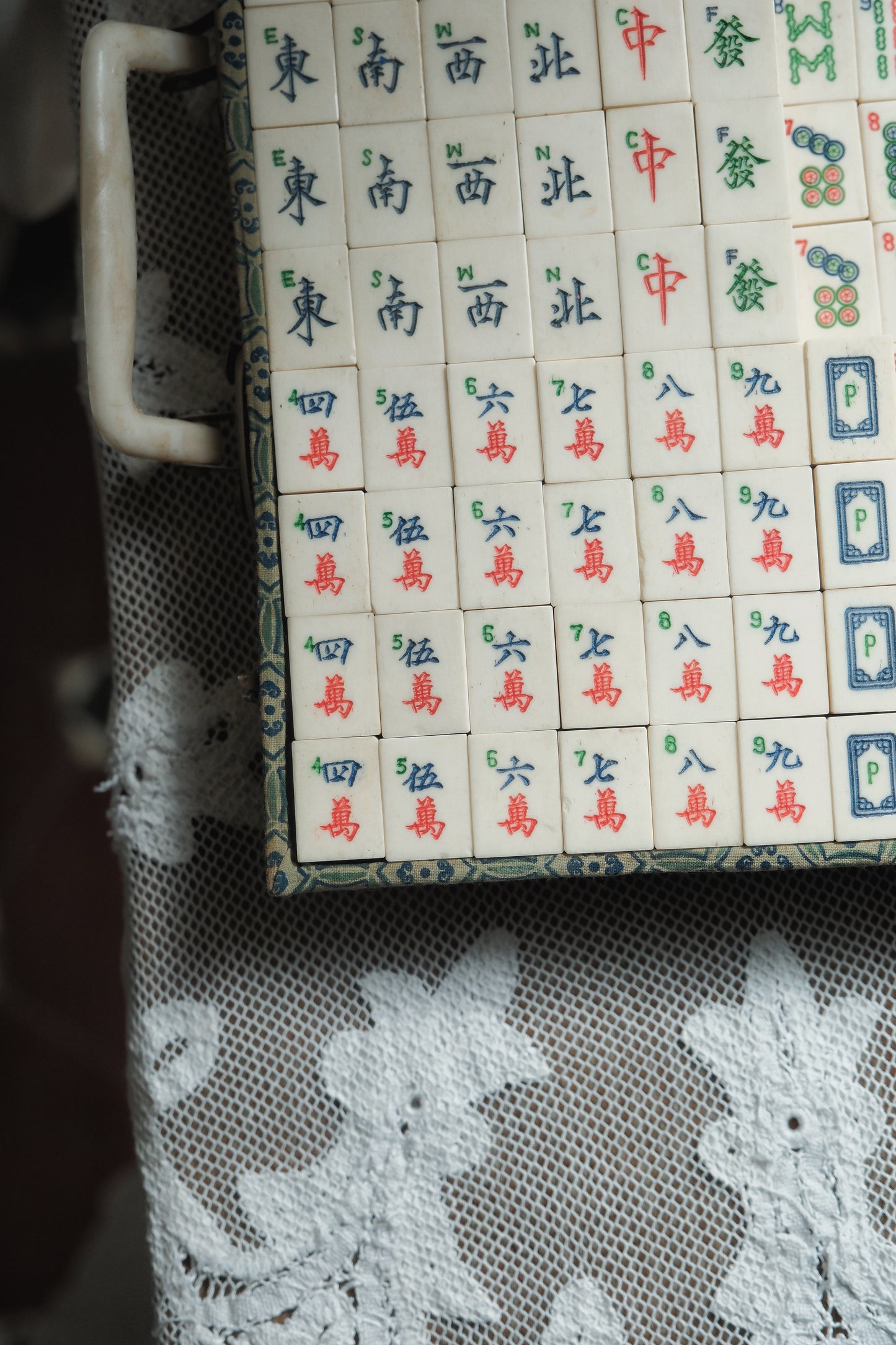 1970s Bamboo-backed Mahjong Set, Lathe-Engraved Export Edition
