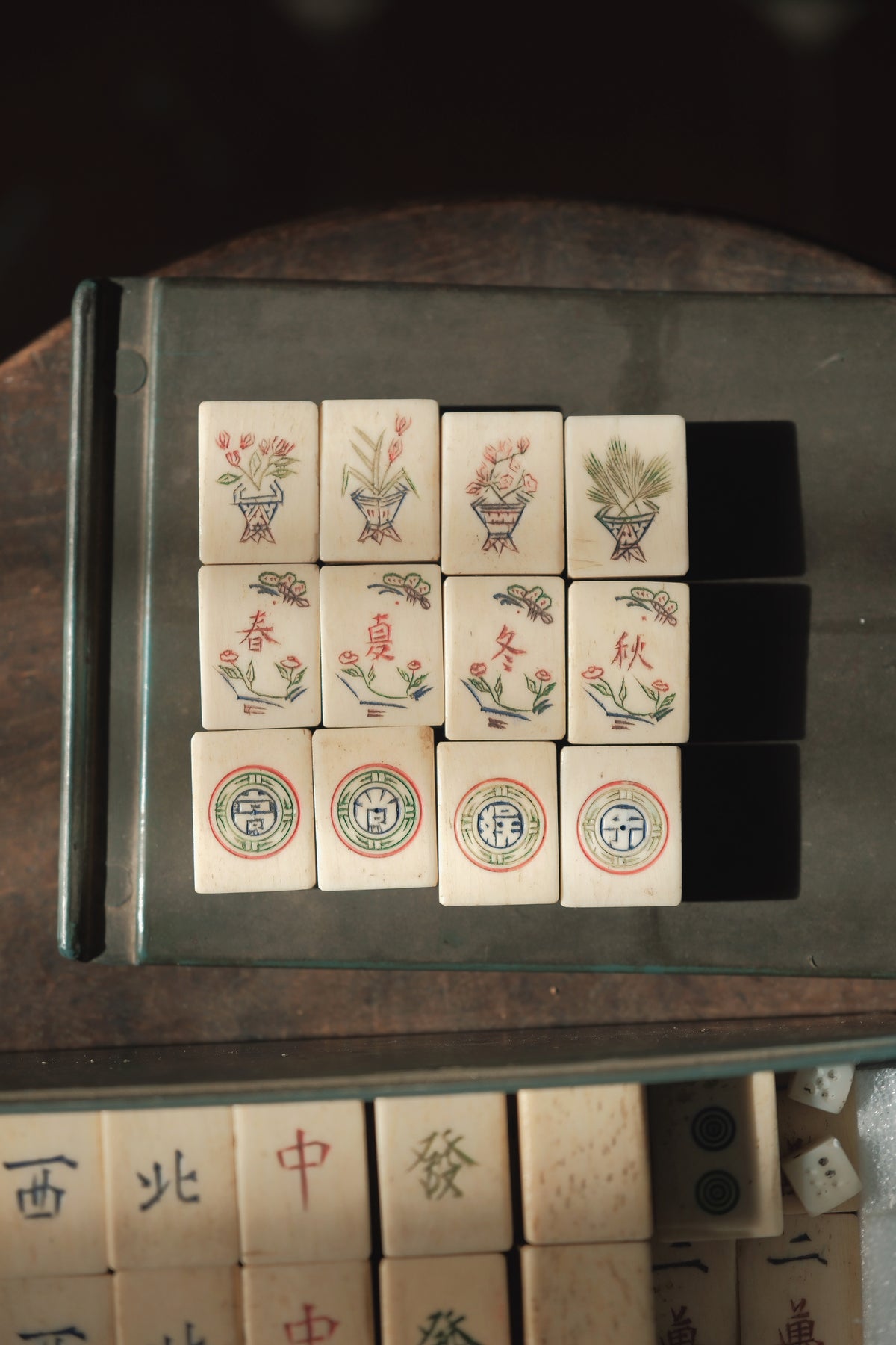 Vintage 1960s Bamboo-Backed Hand-Carved Four Seasons Flower Mahjong Set
