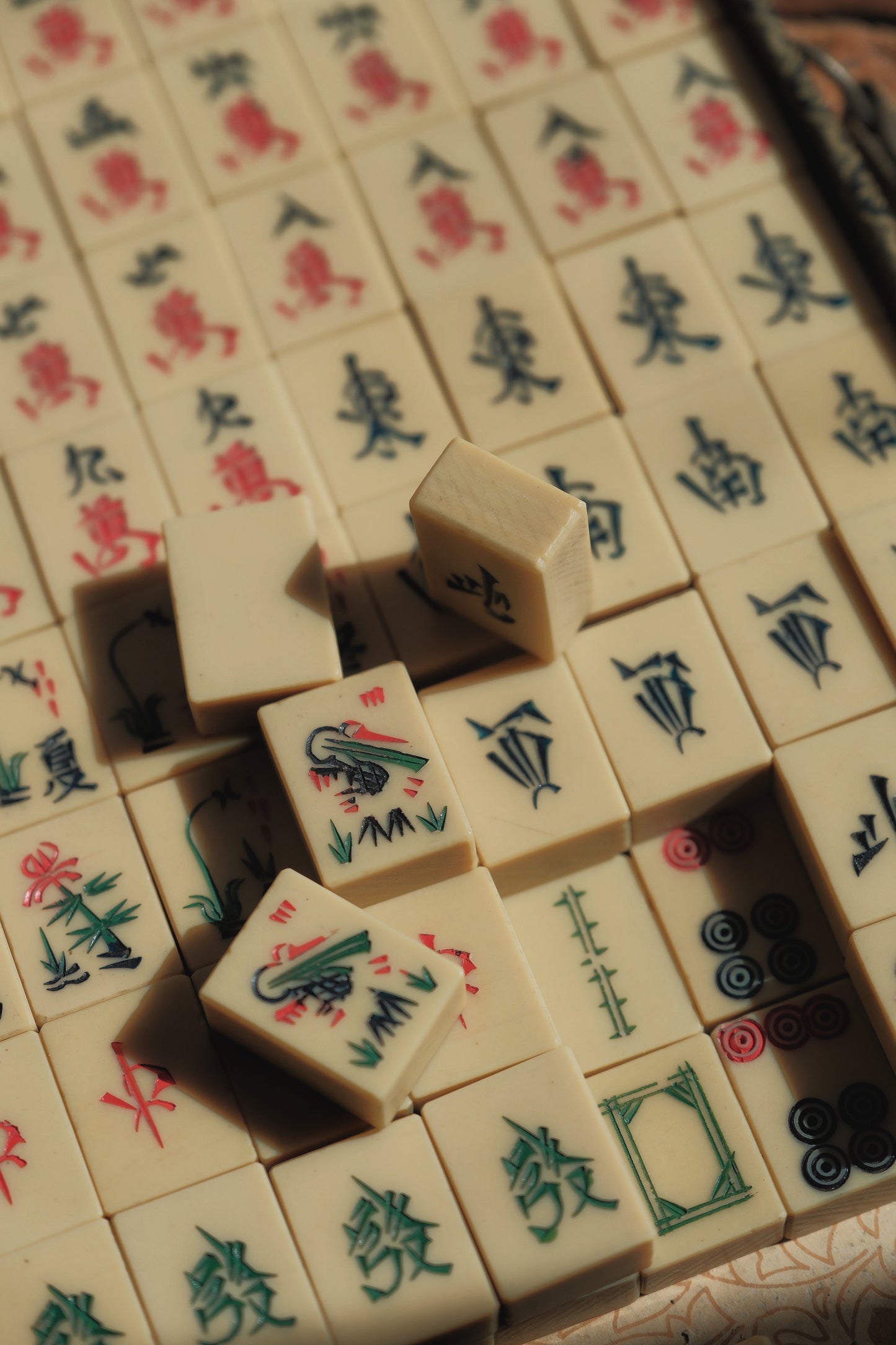 1970s Hand-Carved Calligraphic Resin Mahjong Set (Faux Ivory)