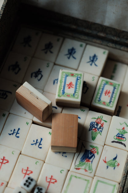 人手牛骨雕刻•竹骨榫接小型手雕刻麻雀連原裝盒