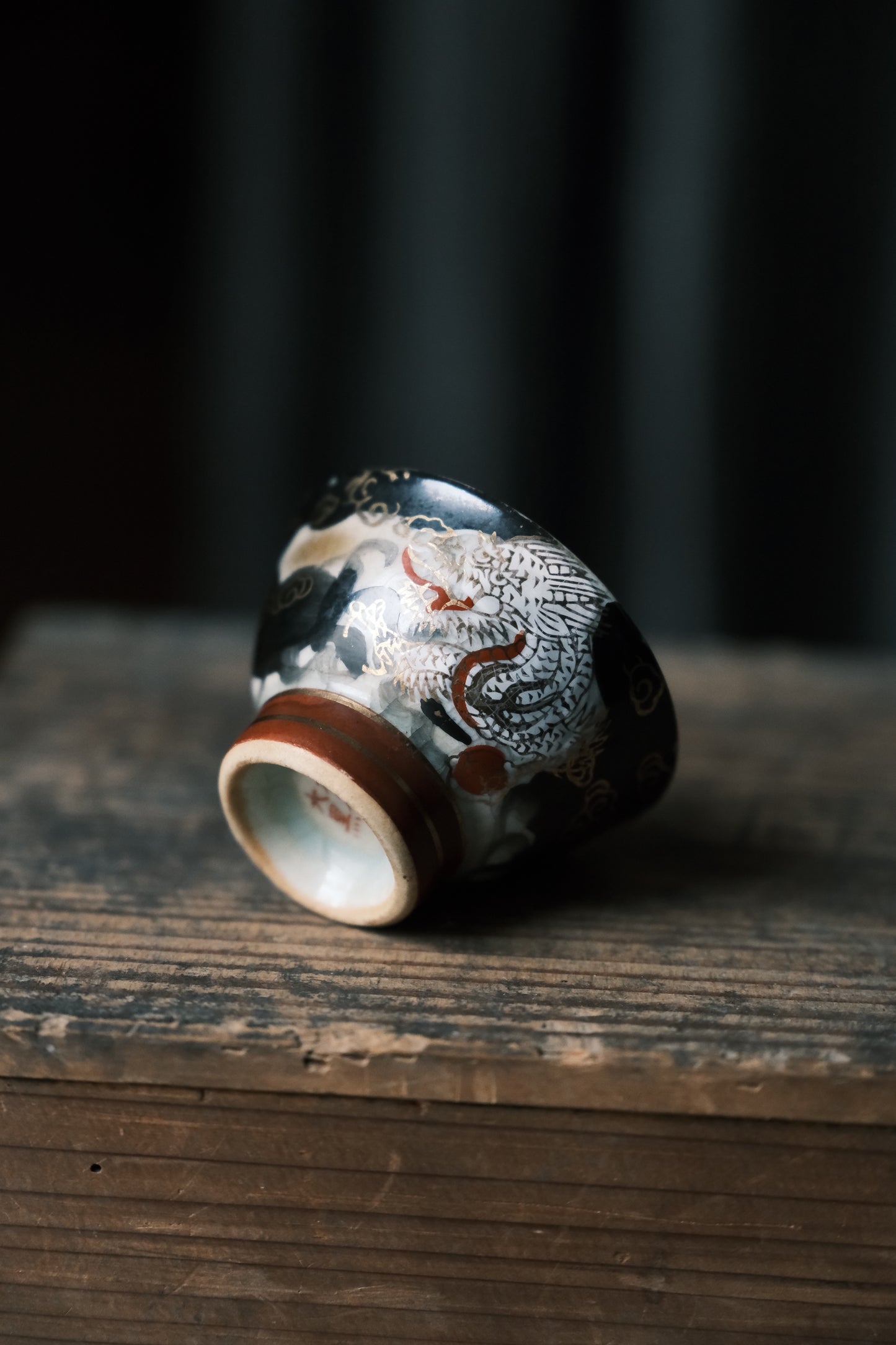 日本製•龍九谷燒繪日本龍雲紋清酒杯（30ml）