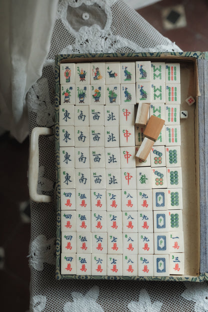 1970s Bamboo-backed Mahjong Set, Lathe-Engraved Export Edition