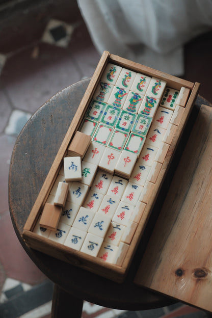 Vintage 1970s Bamboo-Backed Hand-Carved Sichuan style figure tile mahjong set.