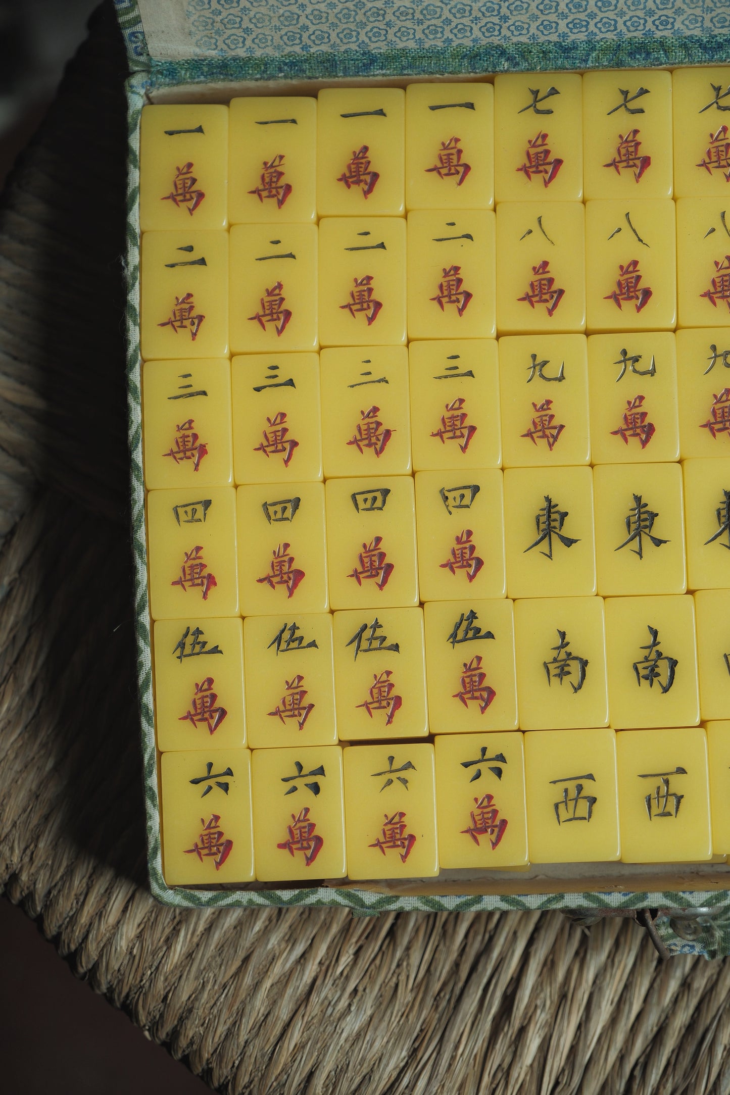 1980s Hand-Carved Mahjong Set in Goose-Fat Yellow Cat Flower Tiles