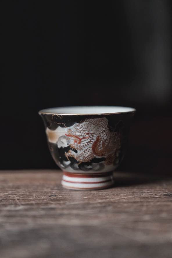 日本製•龍九谷燒手繪日本龍雲紋茶酒杯（35ml）