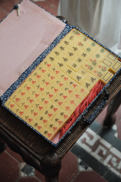 1970s Hand-carved Cat Mahjong set in 'Chicken-Fat' yellow resin