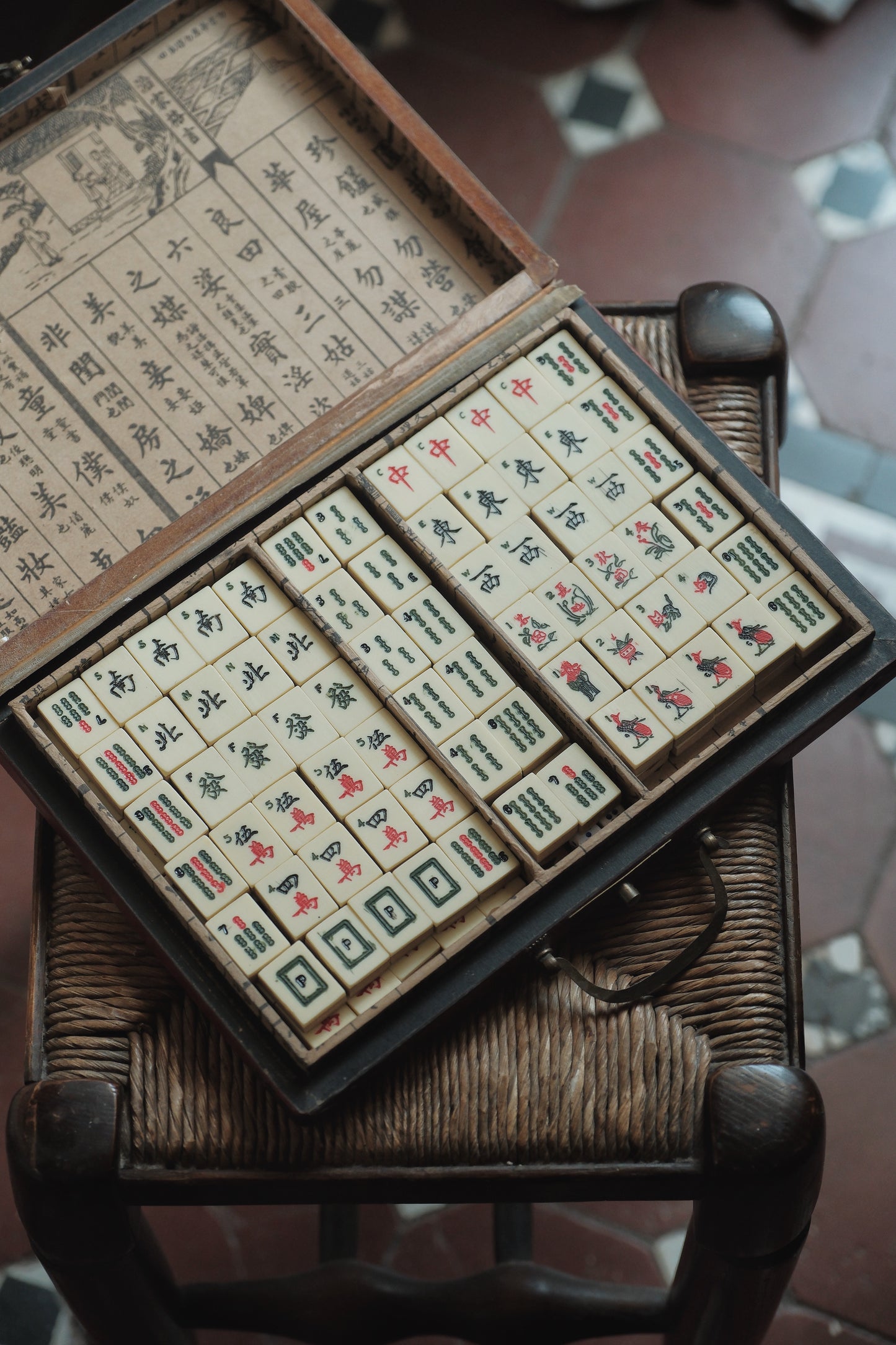 1980s Machine-Carved and Hand-Painted Faux-Ivory Bamboo-Backed Mahjong Set with Cat Tiles