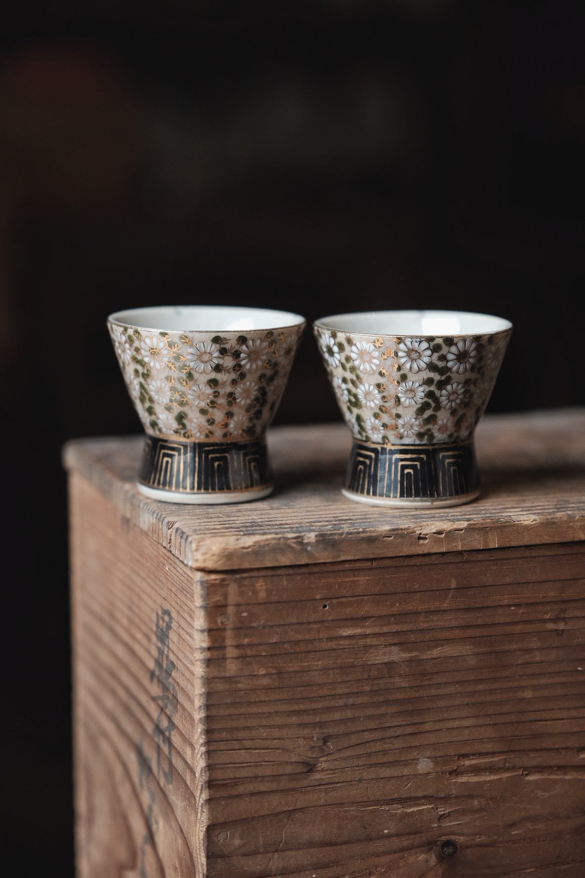 ($110)日本九谷燒手點百花不落地清酒杯一口杯（25ml）