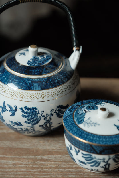 日本製NIKKO骨瓷青花柳樹付染描金茶壺連蓋杯