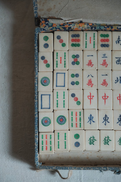 Vintage 1970s Hand-Carved Cat Flower Tile Bone & Bamboo Mahjong
