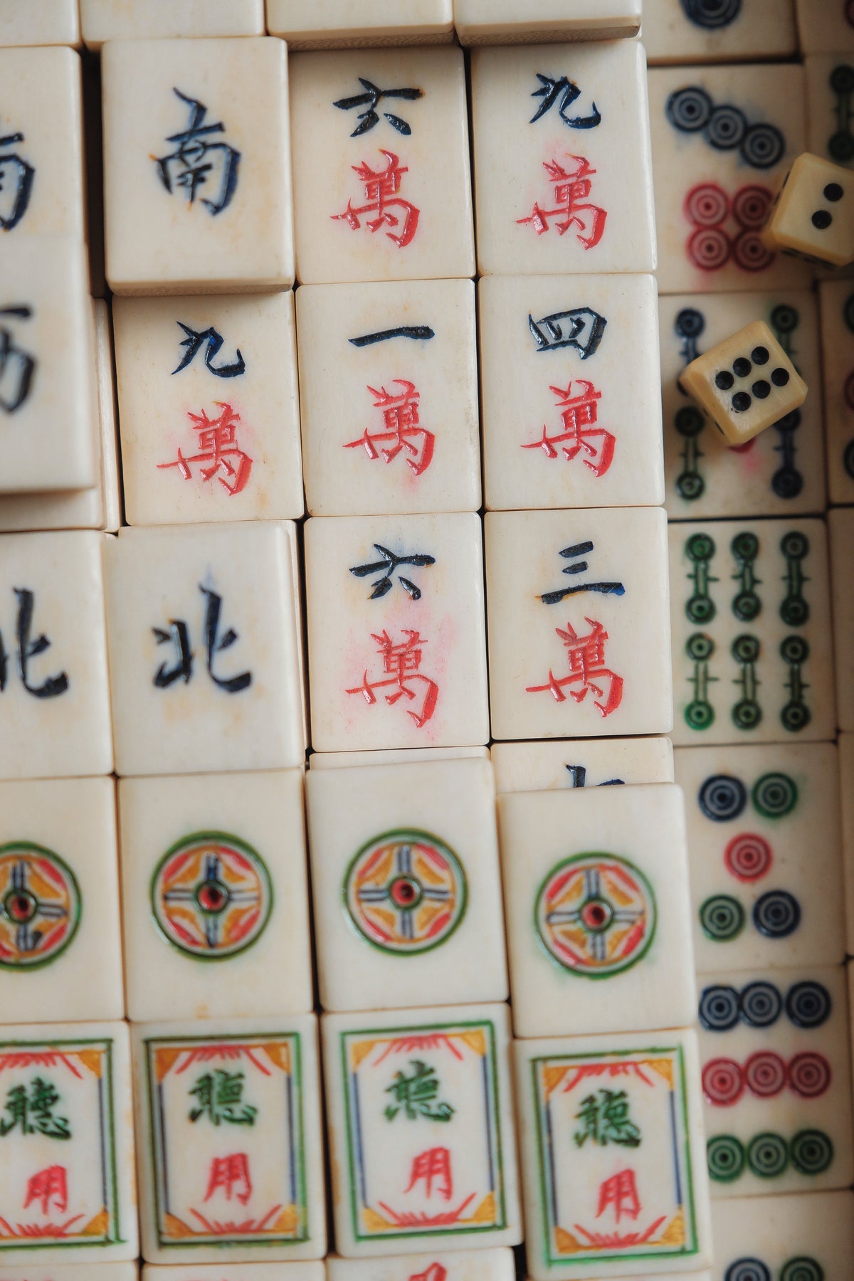 Vintage 1970s Hand-Carved Bone-and-Bamboo Mahjong Set