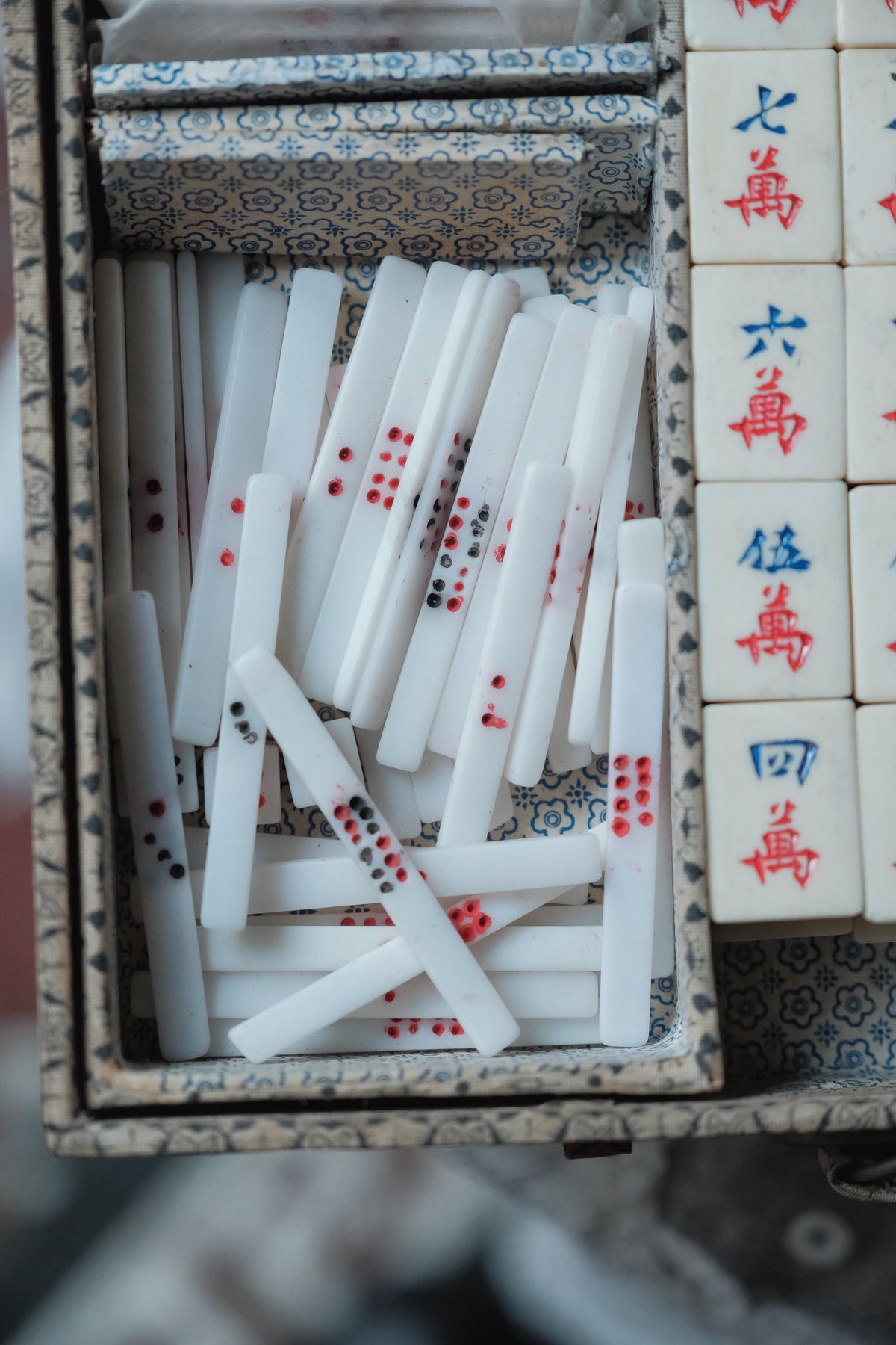 Vintage 1970s Hand-Carved Bone-and-Bamboo Mahjong Set