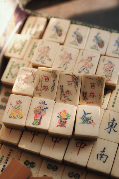 Vintage 1960s Hand-Carved Unique Iconography Flower Tiles Bone & Bamboo Mahjong