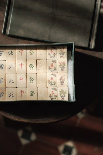 Vintage 1960s Bamboo-Backed Hand-Carved Four Seasons Flower Mahjong Set