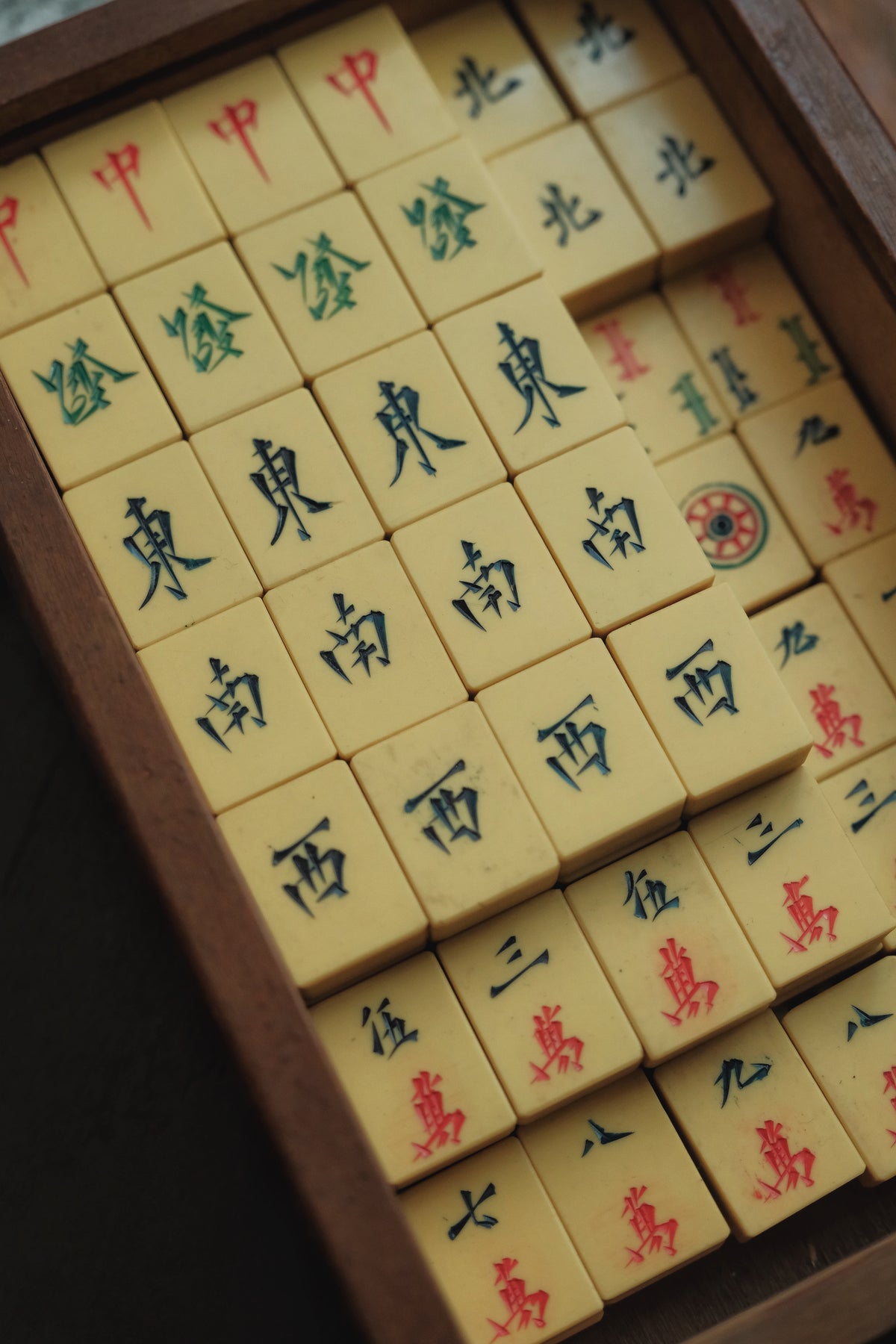 1970s  Hand-Carved Calligraphic Resin Mahjong Set (Faux Ivory) wooden box