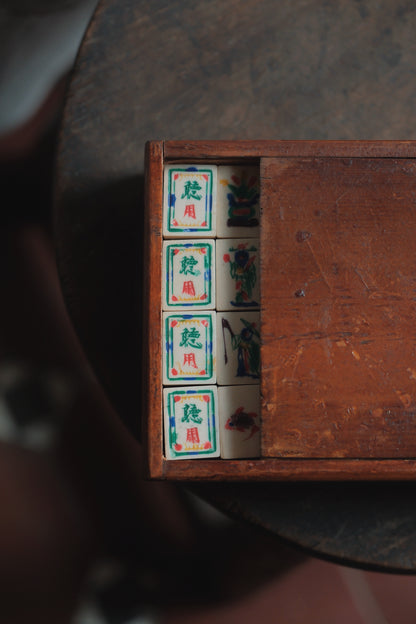 Vintage 1970s Bamboo-Backed Hand-Carved Sichuan style figure tile mahjong set.