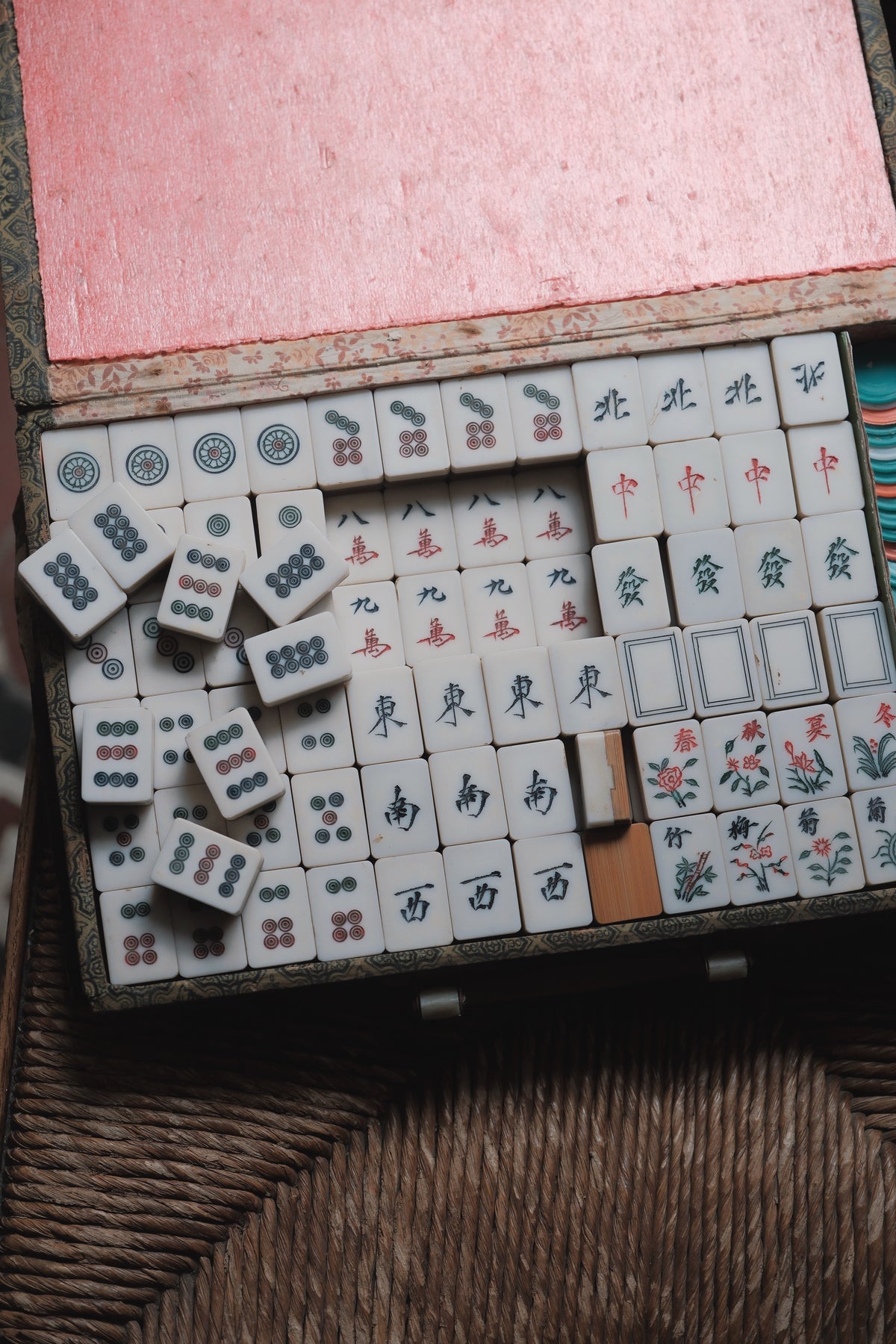 Vintage 1980s Hand-carved mahjong set, acrylic-inlaid bamboo-backed Cantonese style