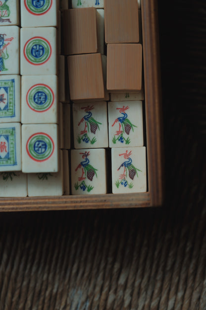 Vintage 1970s Bamboo-Backed Hand-Carved Four Seasons Flower Mahjong Set