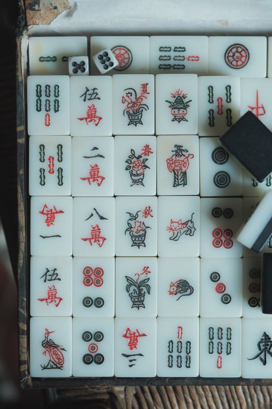1970s Hand-carved Mahjong set with cat flower tiles