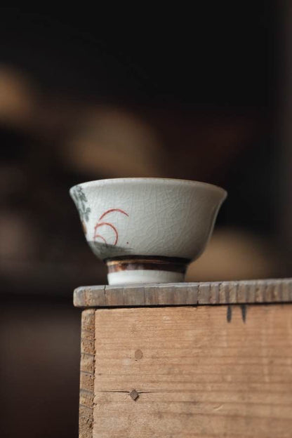 ($90)日本九谷燒手繪點青粒清酒杯一口杯（25ml）
