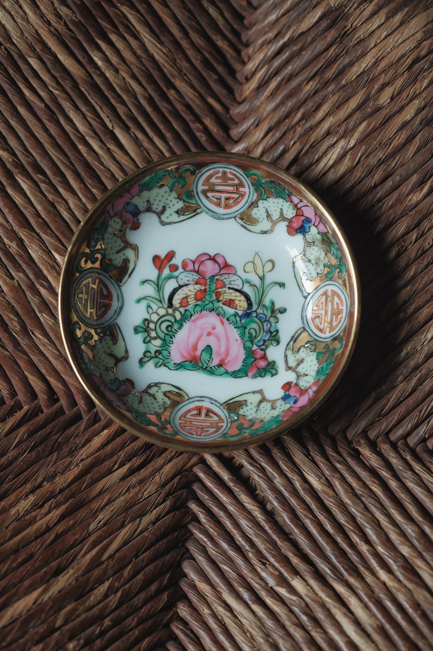 ($180)港彩撻花頭描金細碟