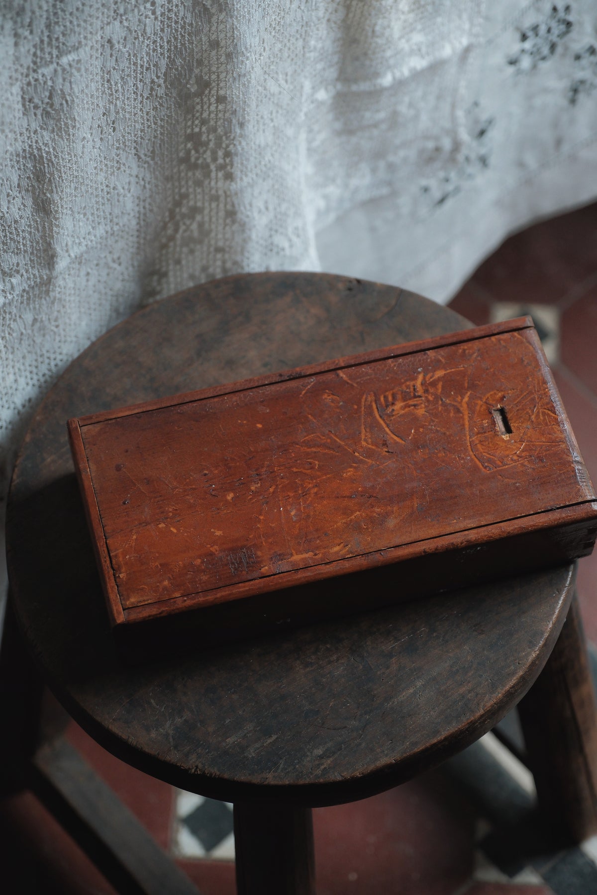 Vintage 1970s Bamboo-Backed Hand-Carved Sichuan style figure tile mahjong set.