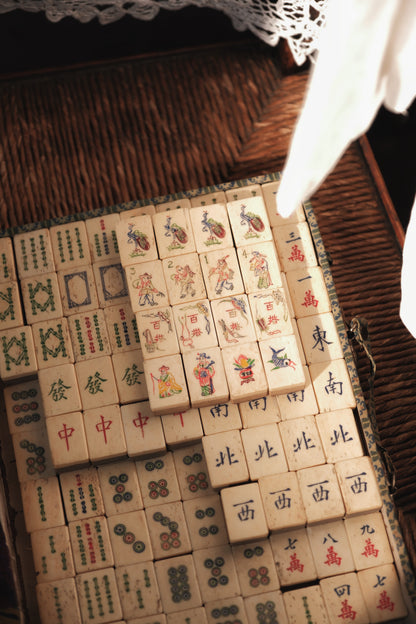 Vintage 1960s Hand-Carved Unique Iconography Flower Tiles Bone & Bamboo Mahjong