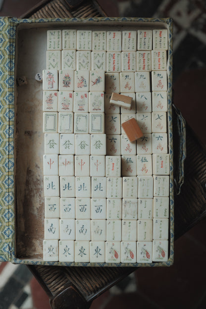 1960s Hand-Carved Bamboo-Backed Bone Mahjong Set