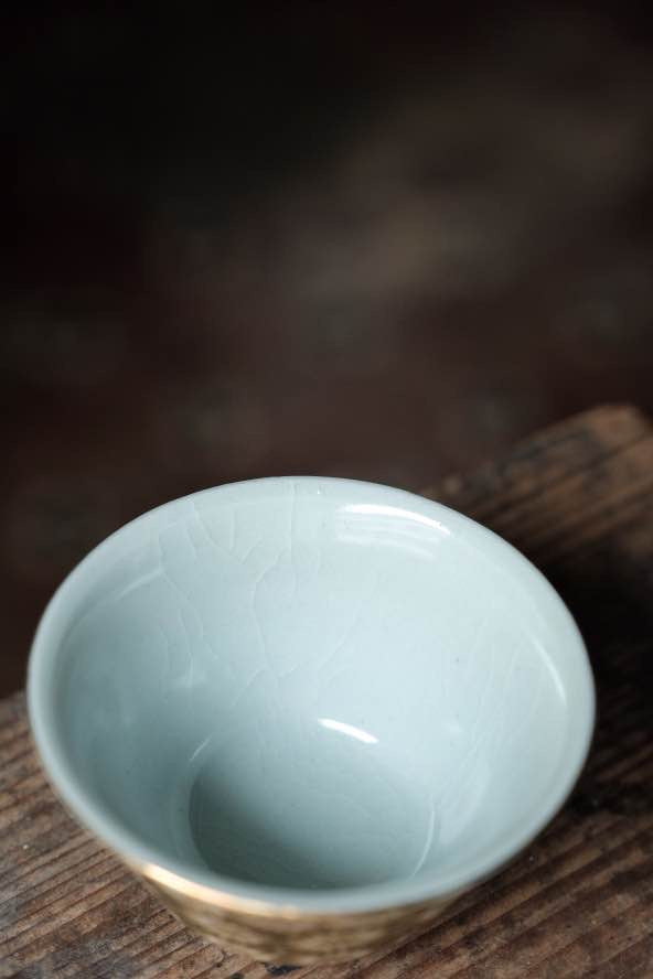 日本九谷燒手繪金調百花不落地茶杯（140ml）