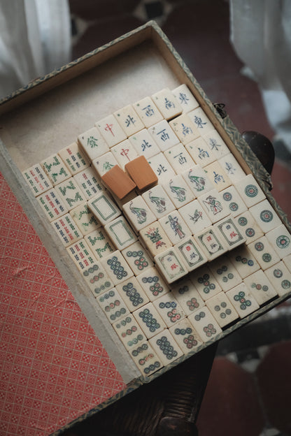 Vintage 1970s Hand-Carved Bone-and-Bamboo Mahjong Set