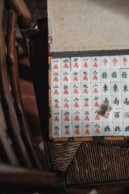 1980s Hand-Carved Mahjong Set with Resin Green Backs and Cat Flower Tiles