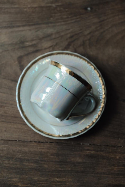 日本製·珍珠釉描金浮雕紋杯碟(140ml)