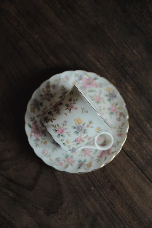 日本製·Marui碎花卉旋轉細瓷描金杯連碟（140ml）