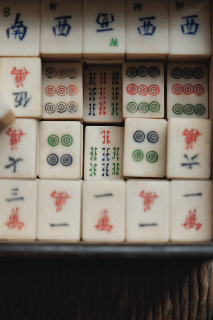 Vintage 1960s Hand-carved Sichuan-crafted bamboo and bone mahjong set