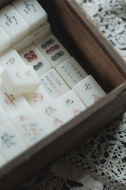 Hand-Carved Cat-Themed Mahjong Set(1970s)